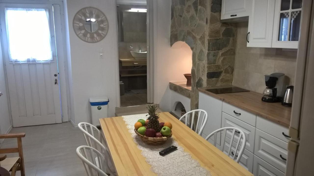 Eleni'S Traditional House Triovasálos エクステリア 写真